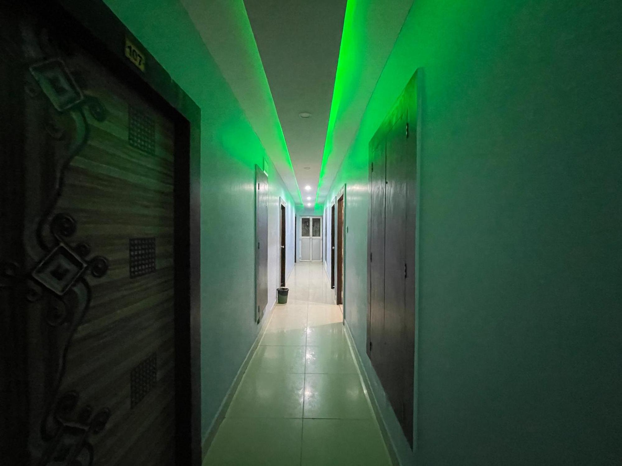 Hotel Seven Inn By Seven Group Puri Exterior foto